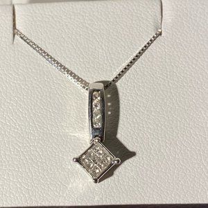 Daniels Slide Pendent Silver Necklace with Diamonds